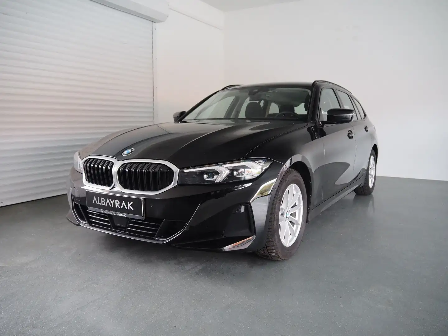 BMW 318 d  Facelift Schwarz - 1
