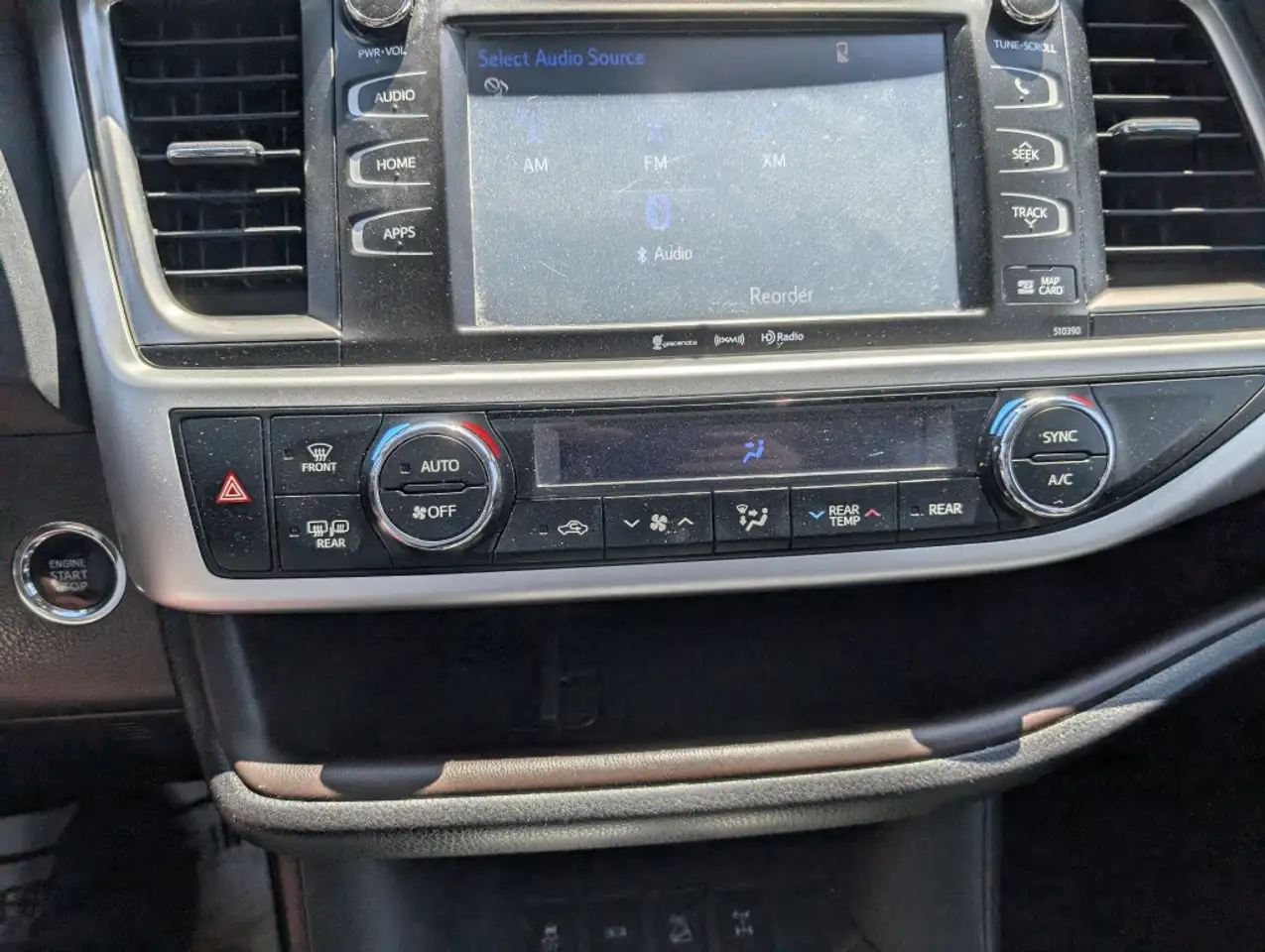 Toyota Highlander снимка Toyota Highlander