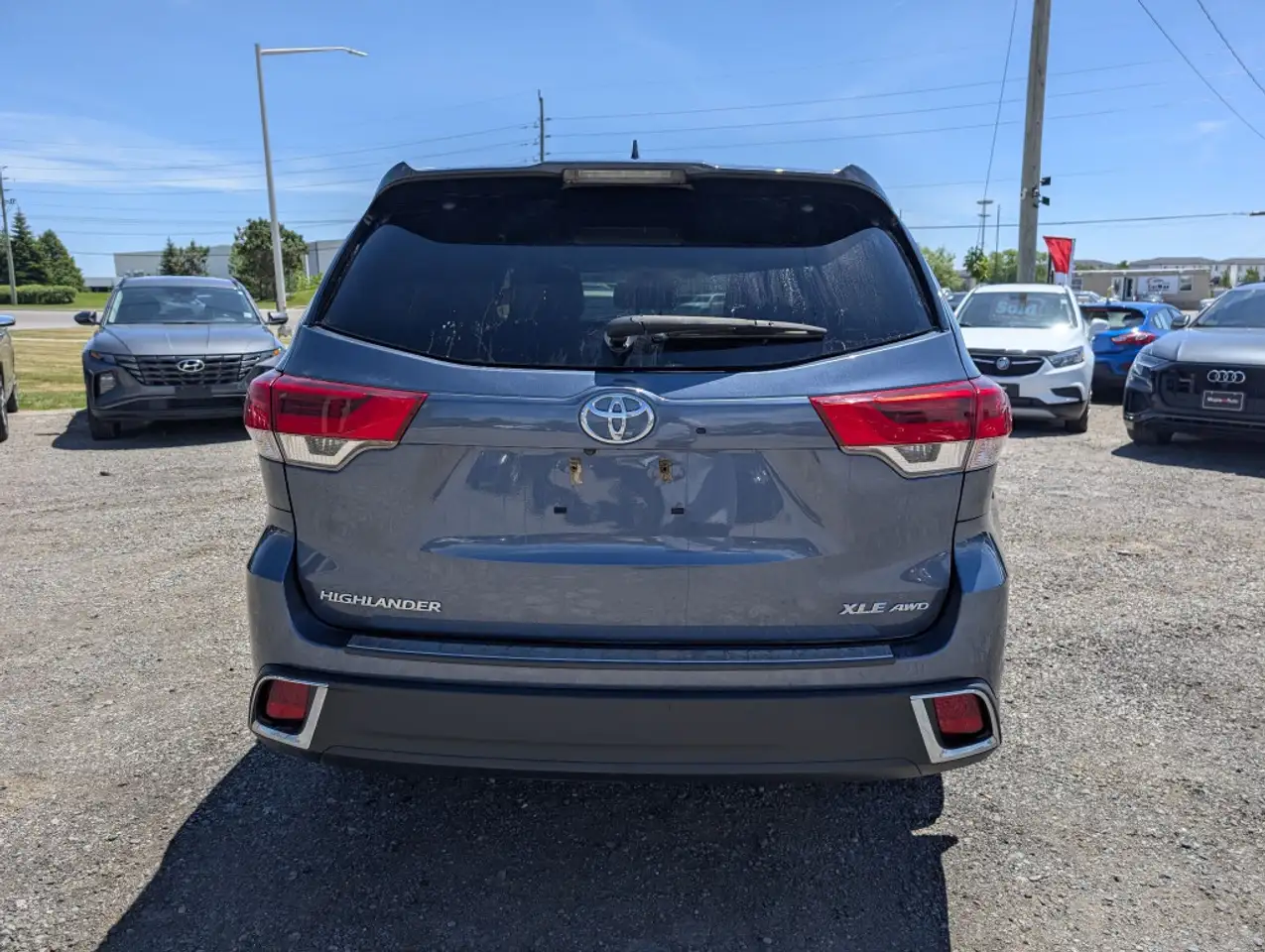 Toyota Highlander снимка Toyota Highlander