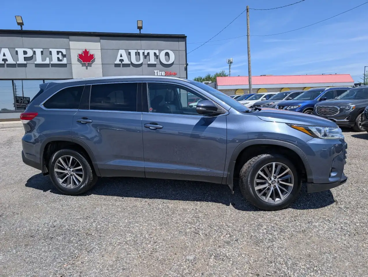 Toyota Highlander снимка Toyota Highlander