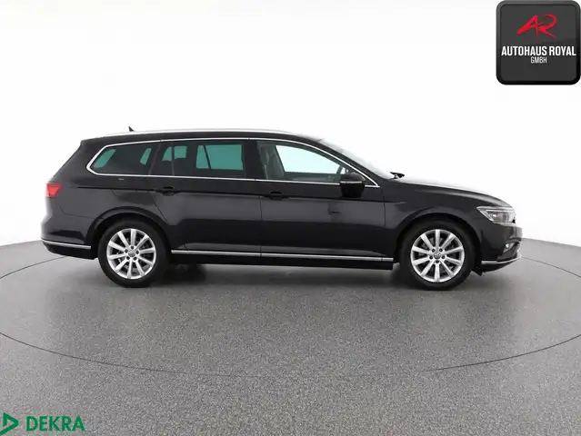 Volkswagen Passat view 6