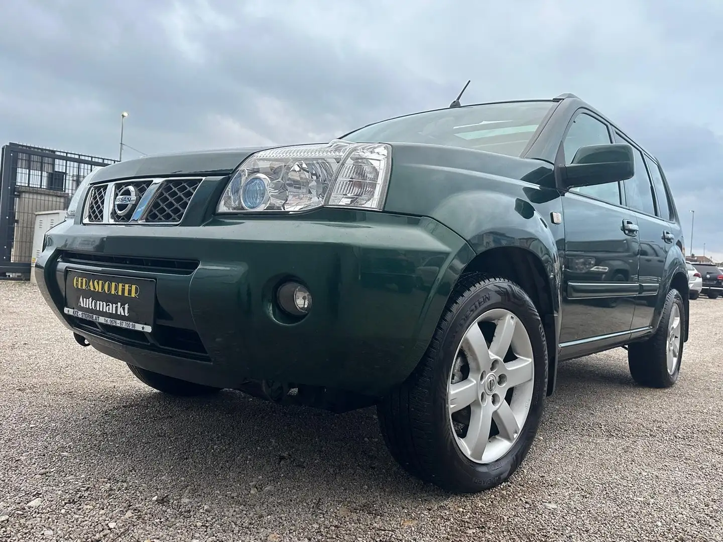 Nissan X-Trail 2.2DCI Columbia 4X4 **Wenig Km*2-Besitz** Vert - 2