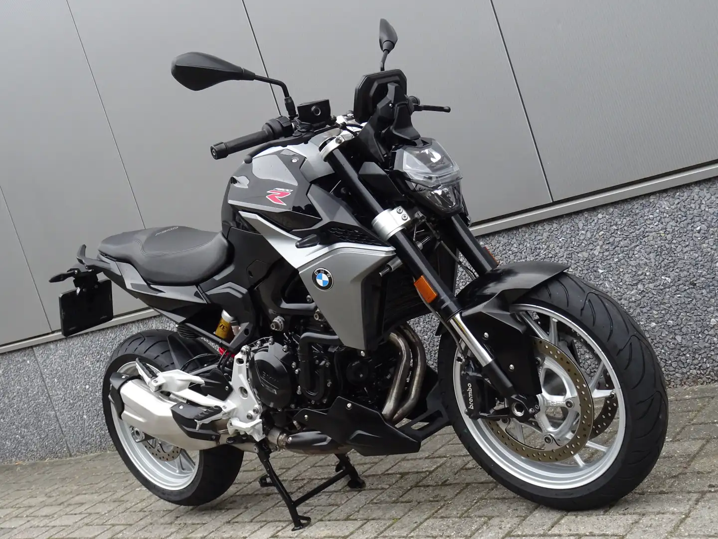 BMW F 900 R Zwart - 2