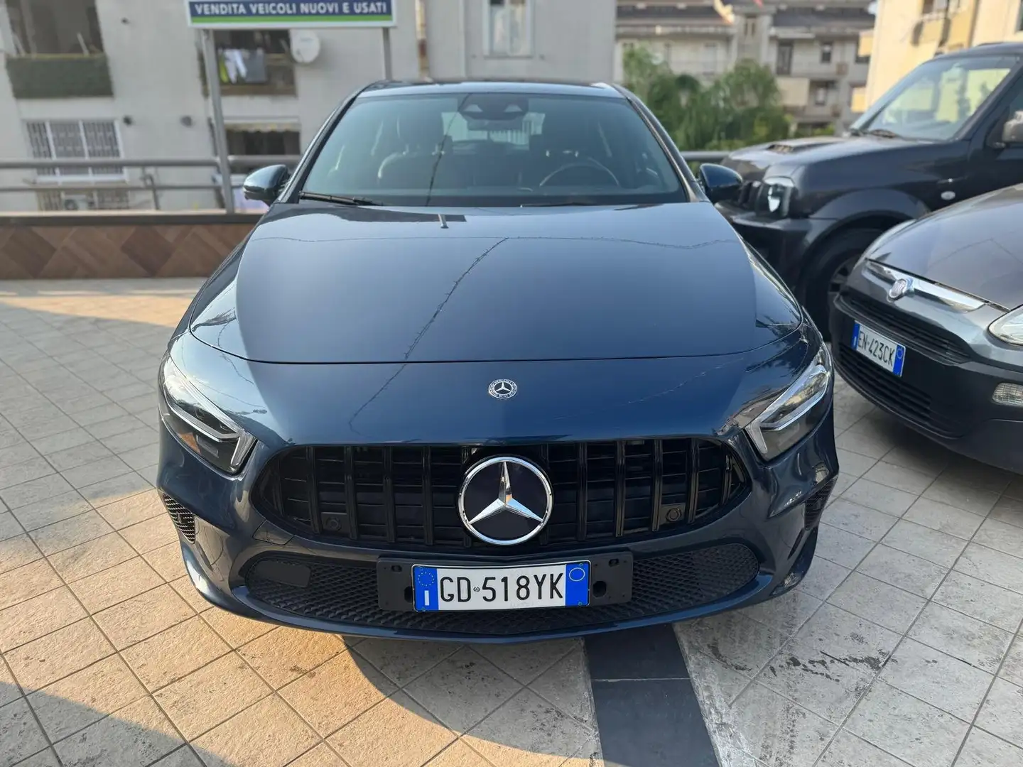 Mercedes-Benz A 180 A 180 d Premium auto Blu/Azzurro - 2