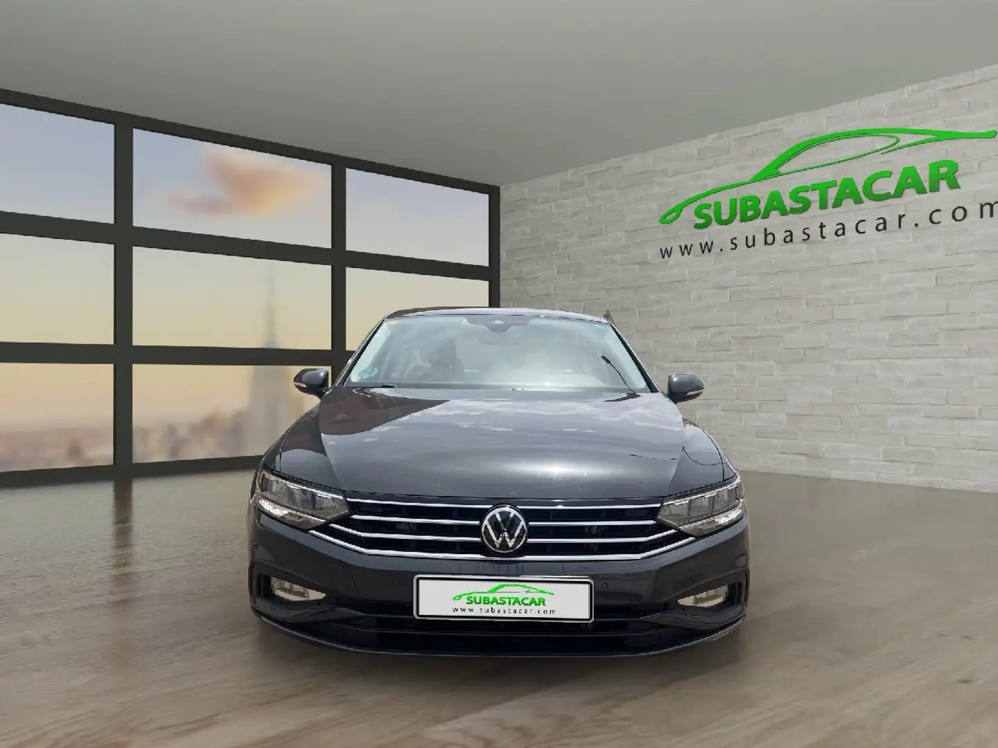 Volkswagen Passat 2.0TDI EVO Business 110kW Grijs - 2