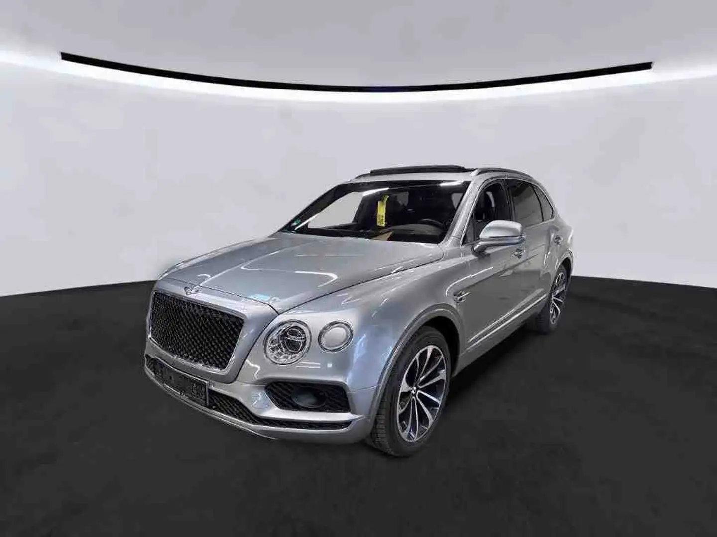 Bentley Bentayga 4.0 V8 Diesel 4WD *PANO*2xDVD*LED* Silber - 1