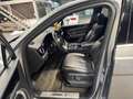 Bentley Bentayga 4.0 V8 Diesel 4WD *PANO*2xDVD*LED* Silber - thumbnail 8