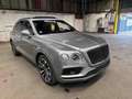 Bentley Bentayga 4.0 V8 Diesel 4WD *PANO*2xDVD*LED* Silber - thumbnail 4