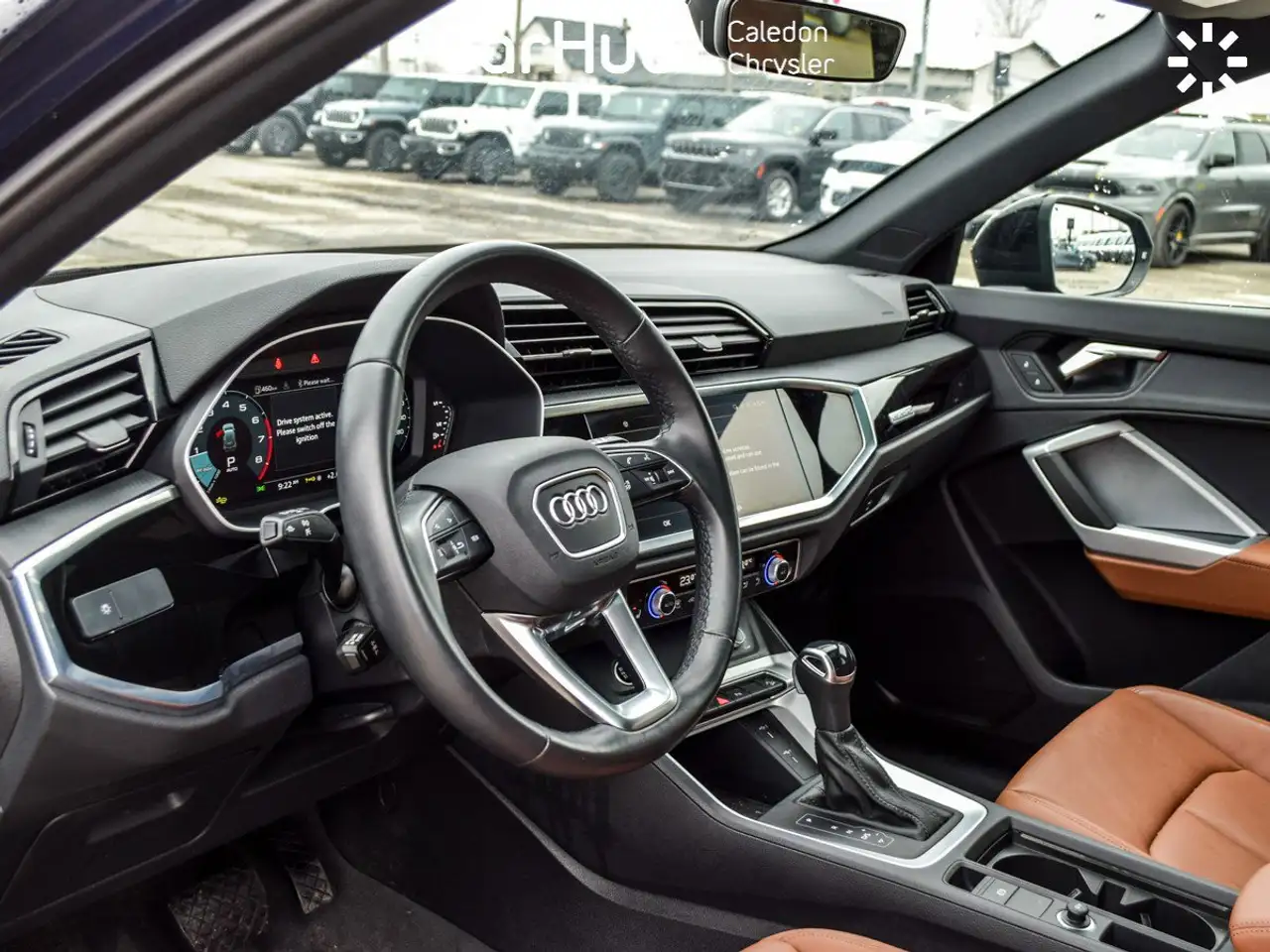 Audi Q3 снимка Audi Q3