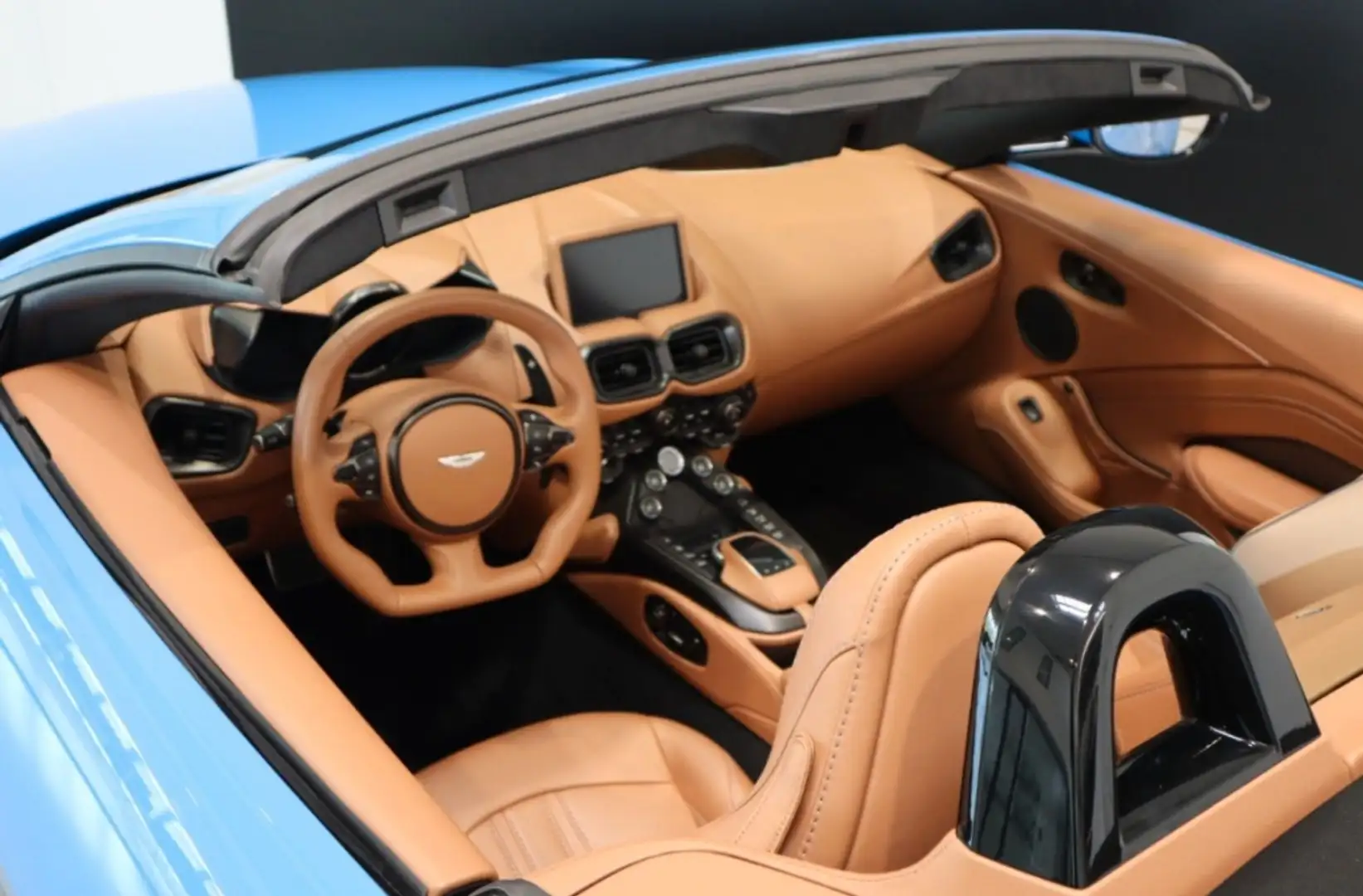 Aston Martin Vantage Roadster plava - 2