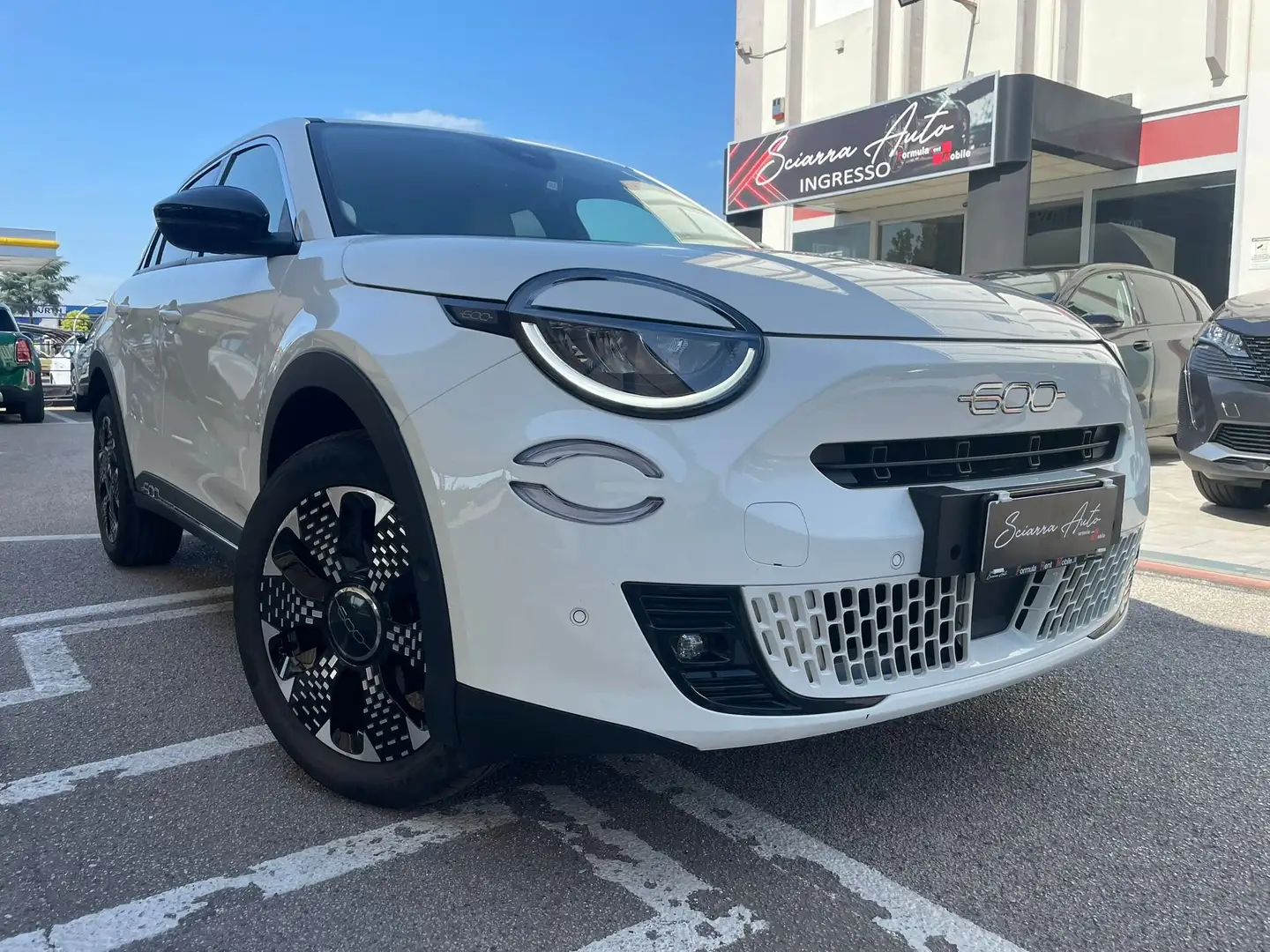 Fiat 600 1.2 hybrid MHEV La Prima EDCT6 Bianco - 1