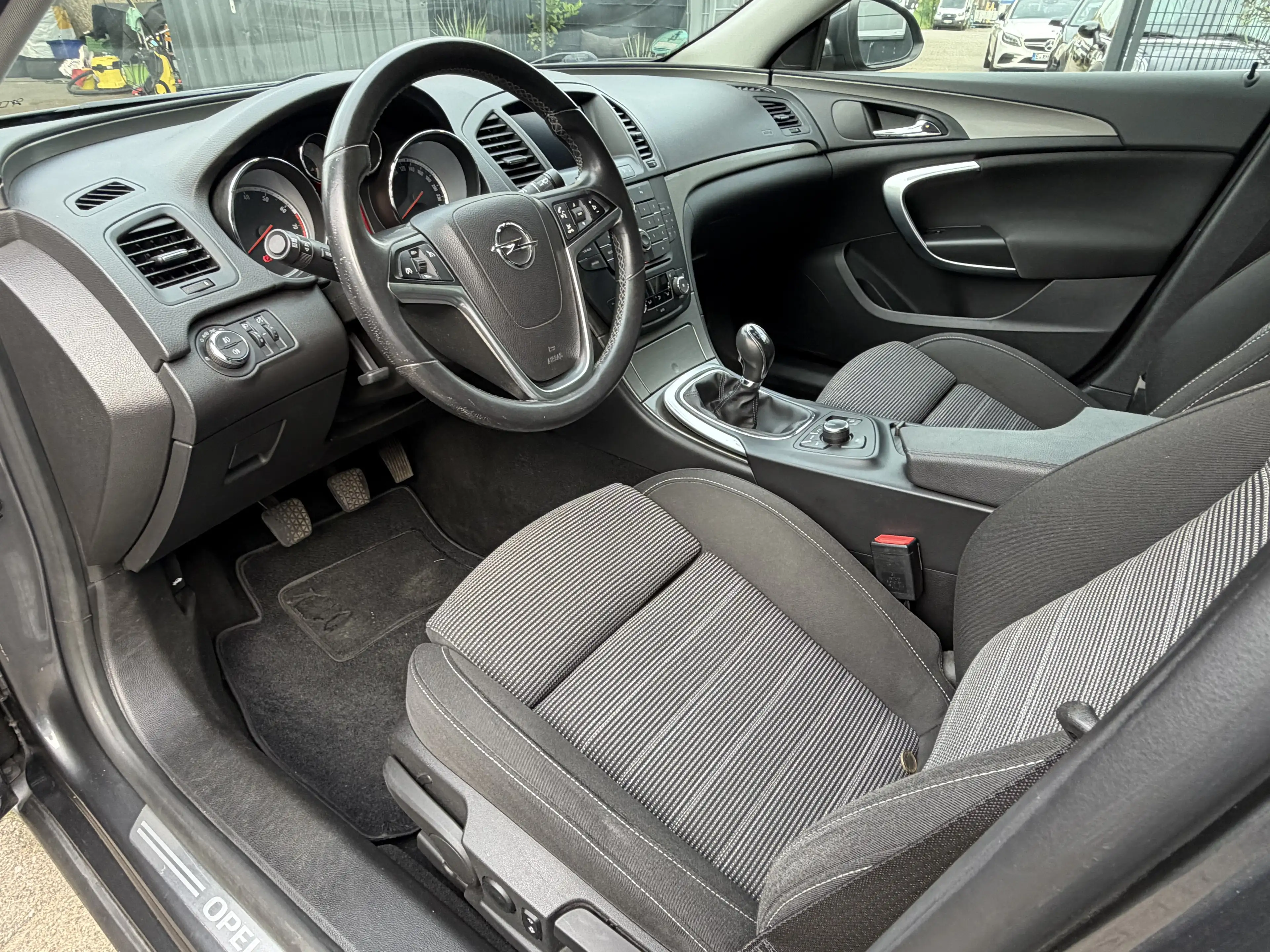 Opel Insignia 1.6 Turbo Edition Limousine Navi Grau S-Heft Top G — photo 15