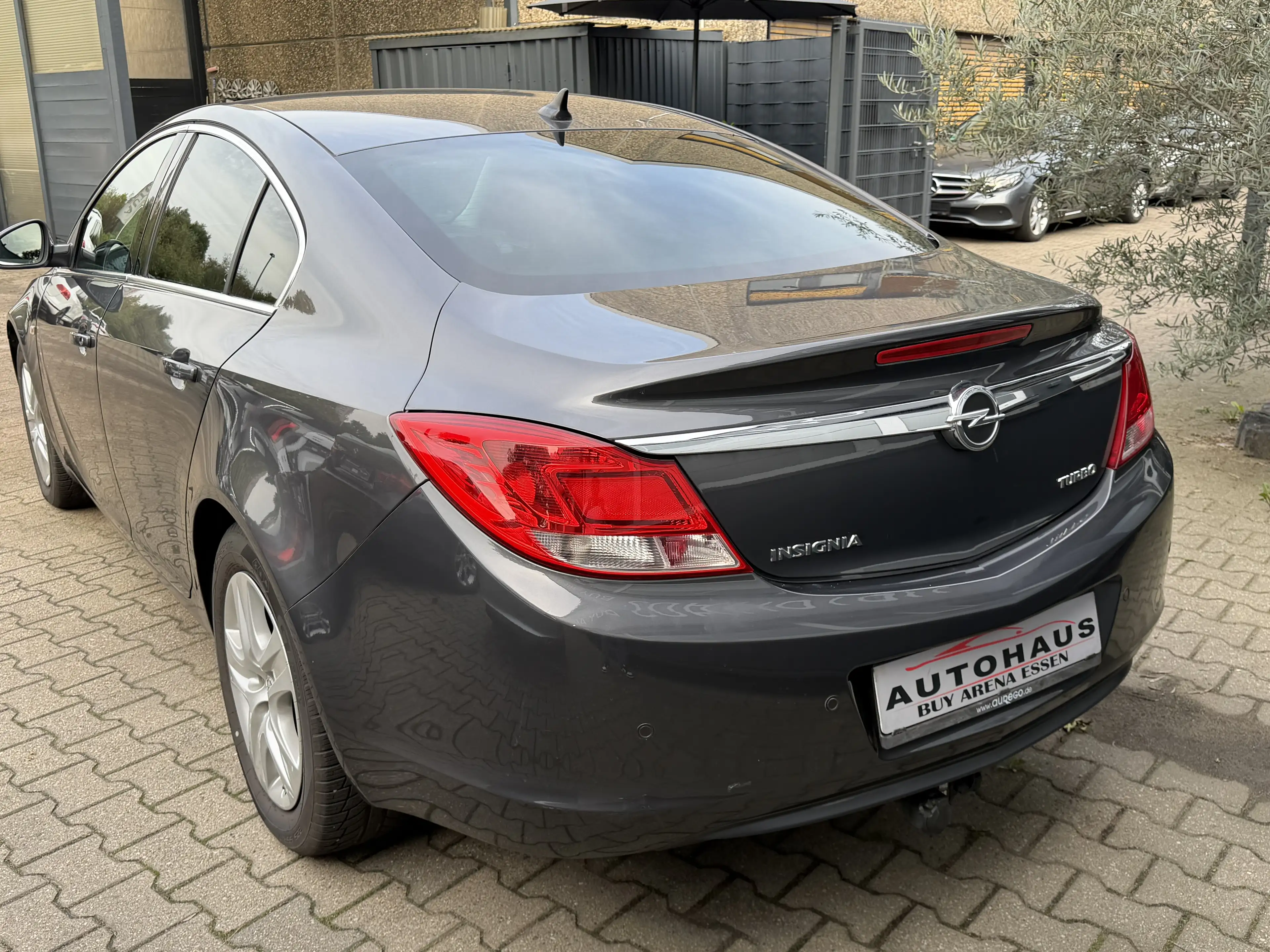 Opel Insignia 1.6 Turbo Edition Limousine Navi Grau S-Heft Top G — photo 2