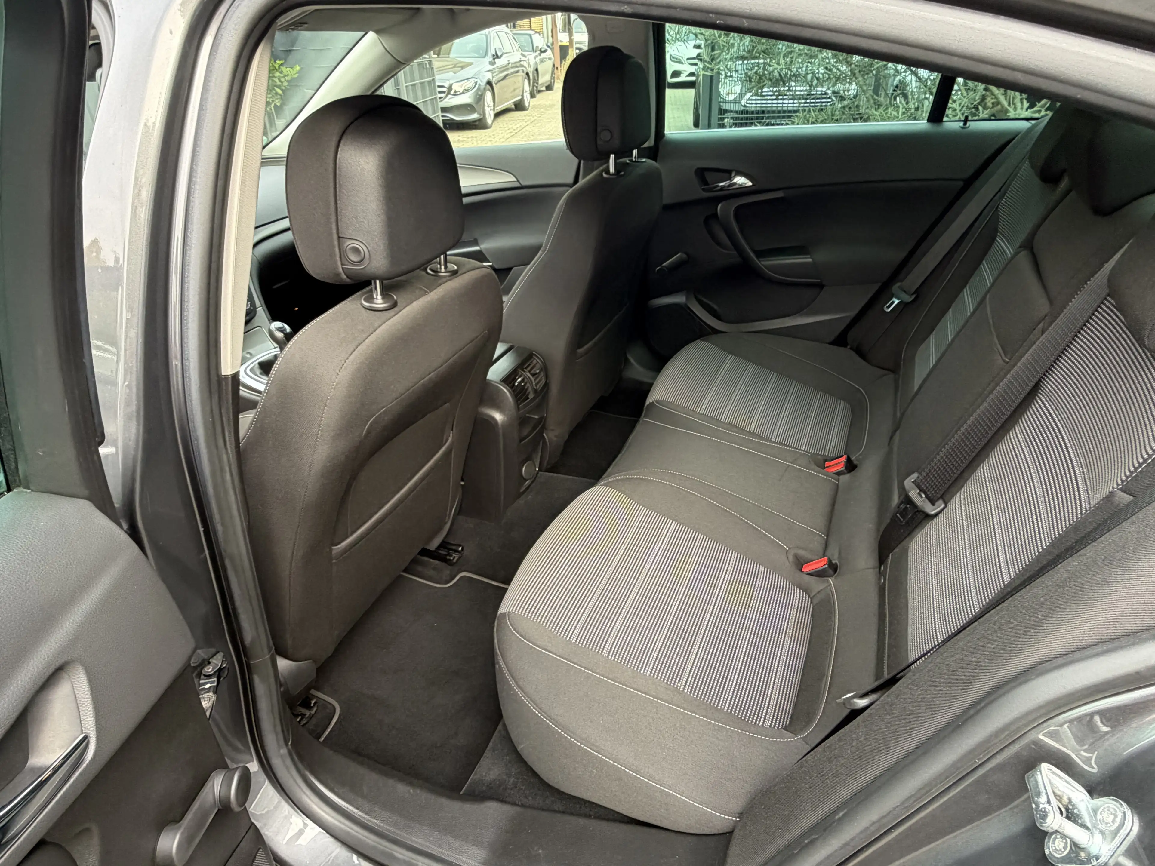 Opel Insignia 1.6 Turbo Edition Limousine Navi Grau S-Heft Top G — photo 12