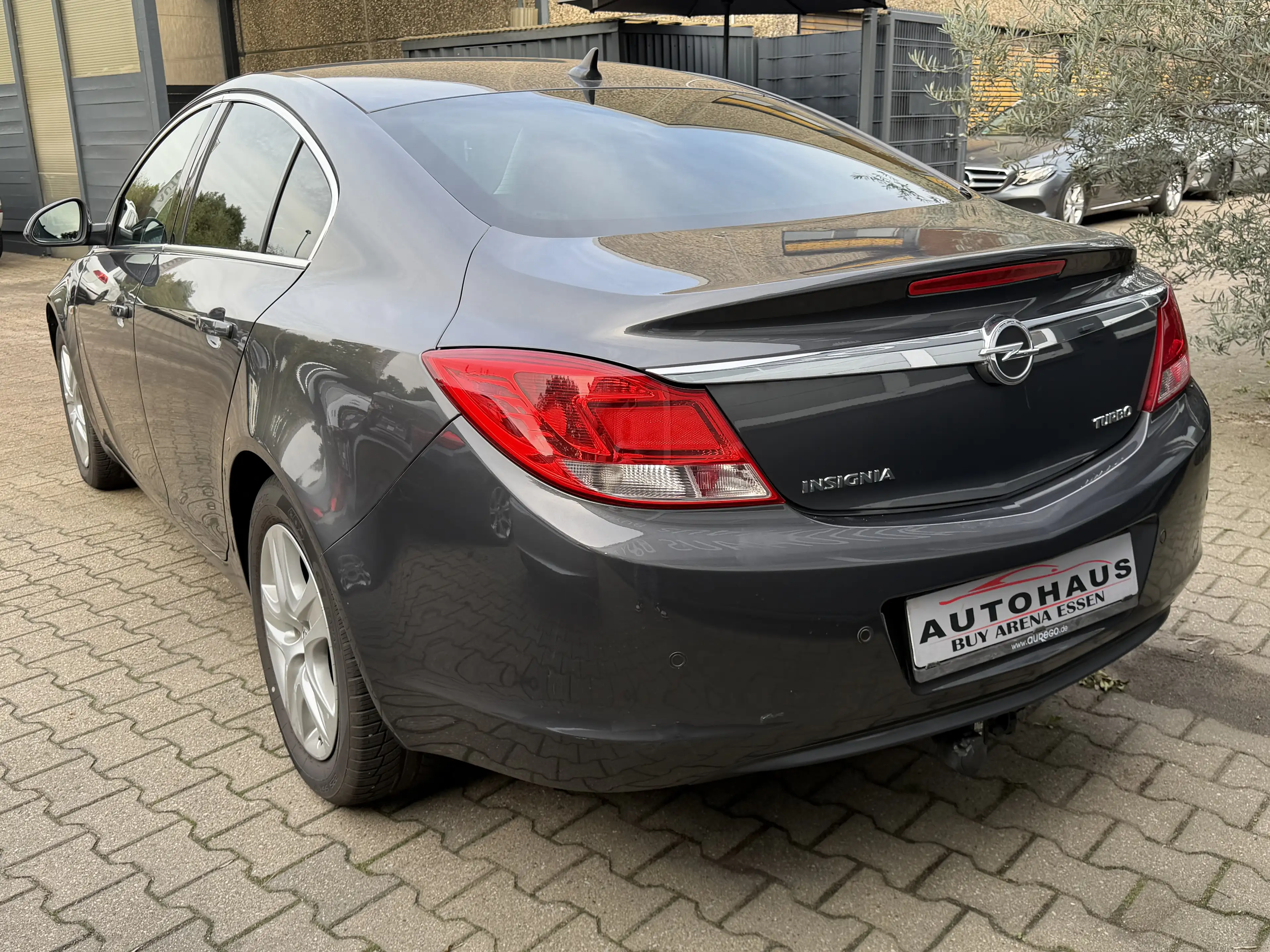 Opel Insignia 1.6 Turbo Edition Limousine Navi Grau S-Heft Top G — photo 9