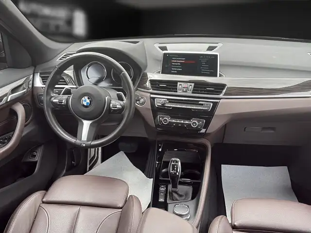 BMW X1 view 16