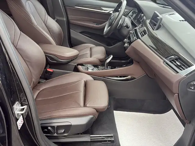 BMW X1 view 13