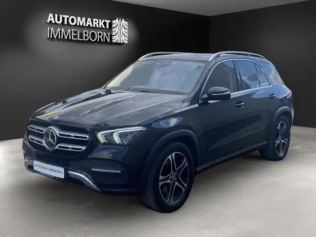 Mercedes-Benz GLE view 4