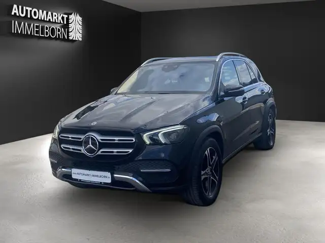 Mercedes-Benz GLE view 3