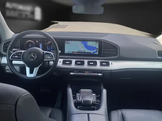 Mercedes-Benz GLE view 12