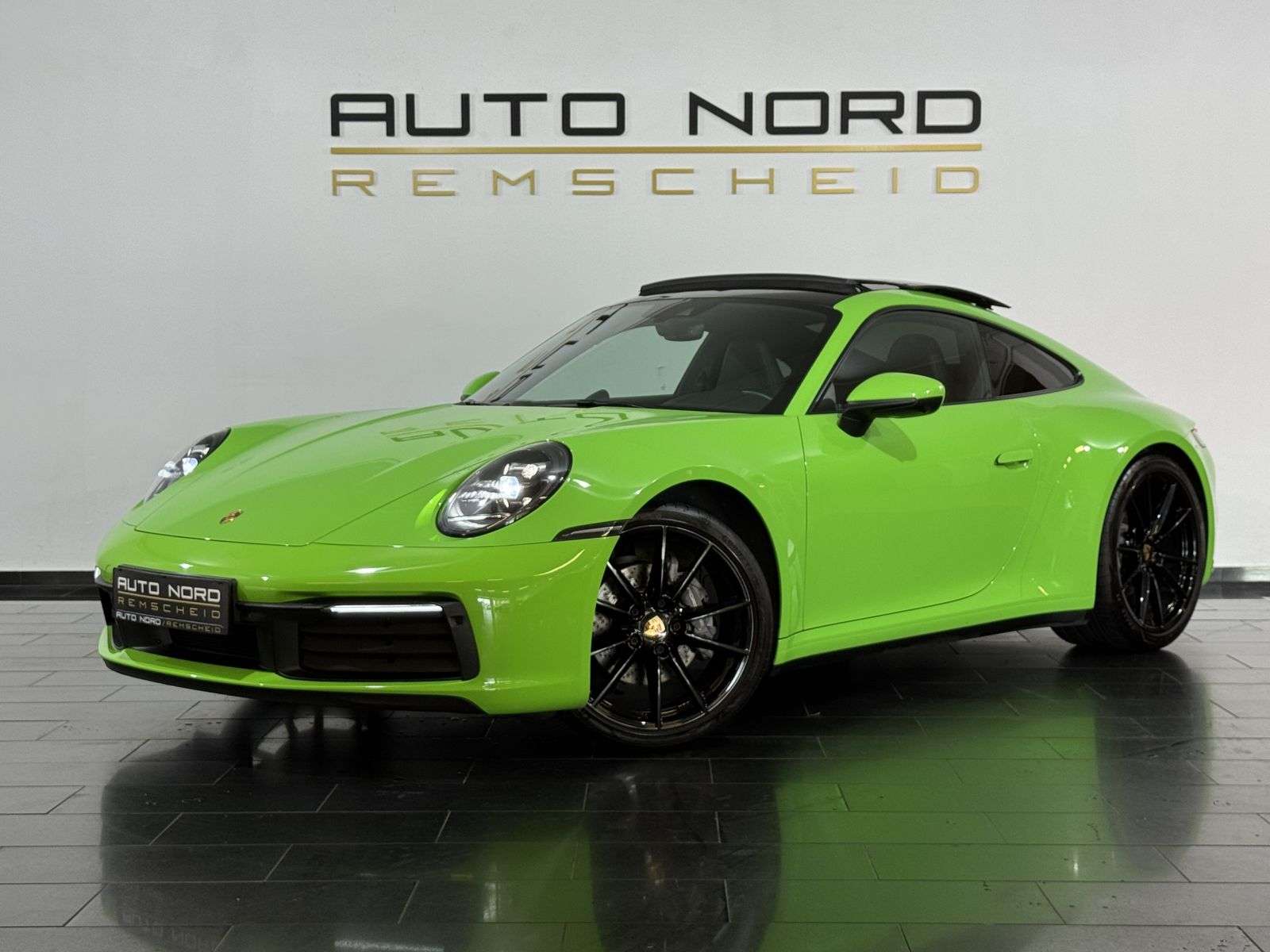 Second hand Porsche 911 
