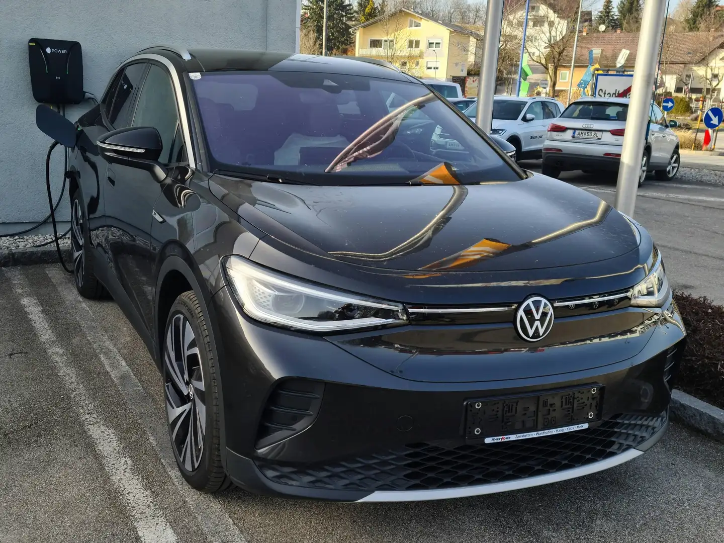 Volkswagen ID.4 ID. 4 Pro Performance 77kWh 1st Max AHK Panorama Schwarz - 2