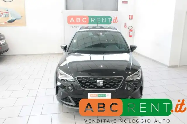 Seat Arona view 3