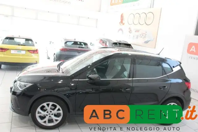Seat Arona view 4