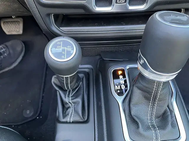 Jeep Wrangler Sahara 2.0 PHEV 380 PS AT 4xe Ansicht 6