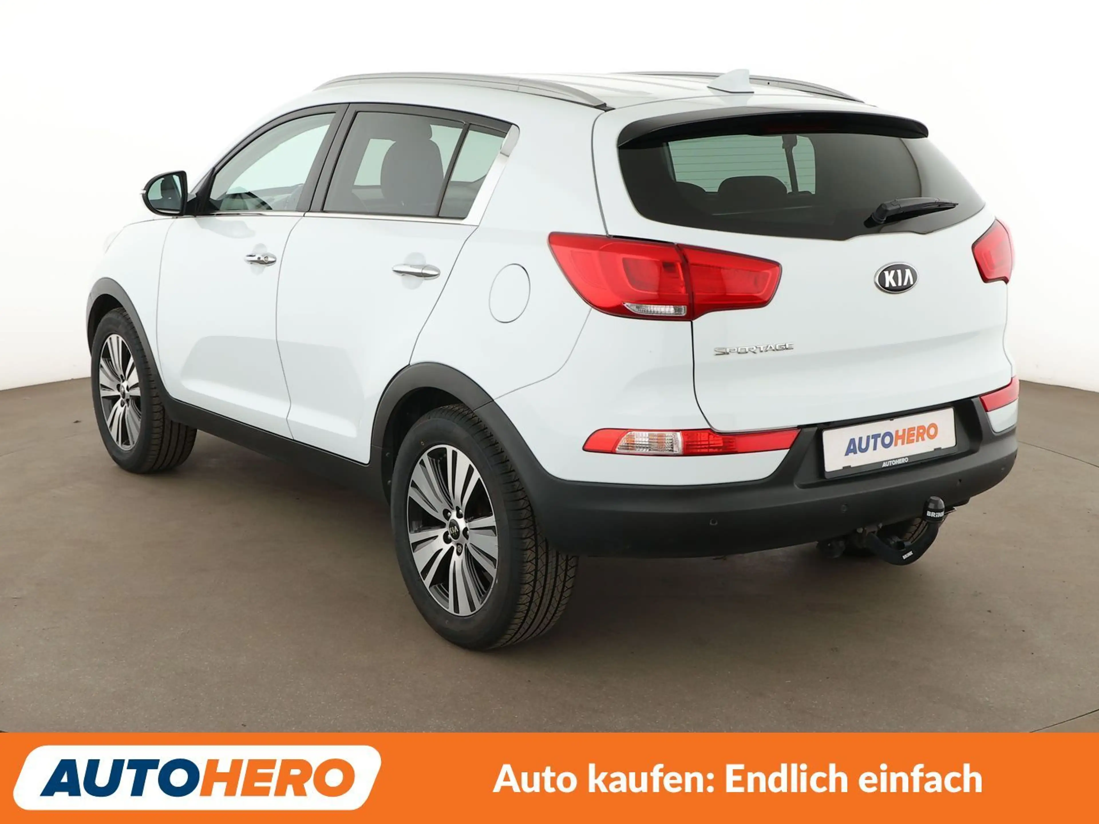 Kia Sportage 2.0 GDI Spirit 2WD *NAV*TEMP*CAM*PDC*SHZ*AHK*ALU* — photo 4