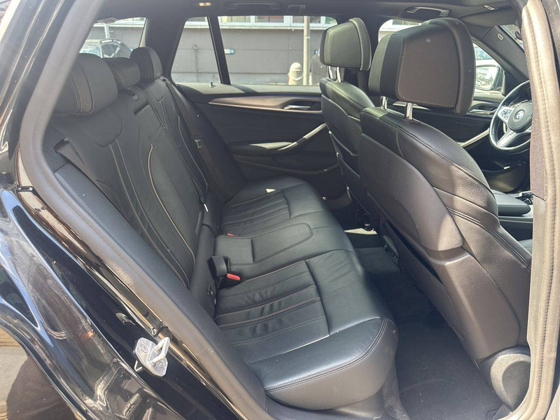 BMW 530 530i xDrive Touring Aut. Sport Line — photo 10