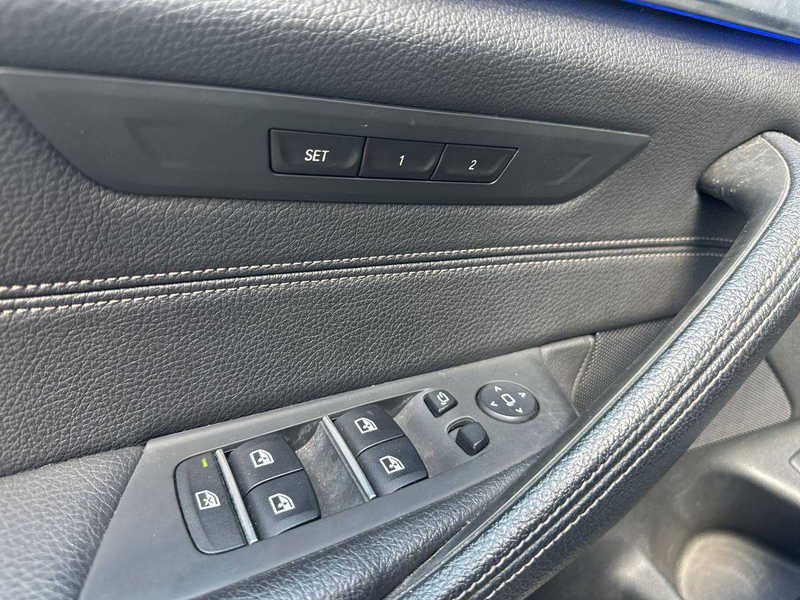 BMW 530 530i xDrive Touring Aut. Sport Line — photo 12
