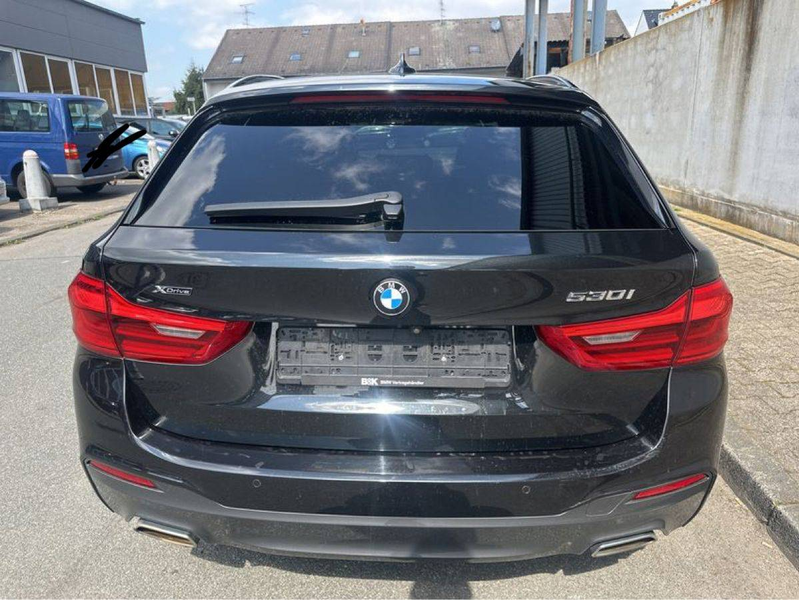 BMW 530 530i xDrive Touring Aut. Sport Line — photo 3