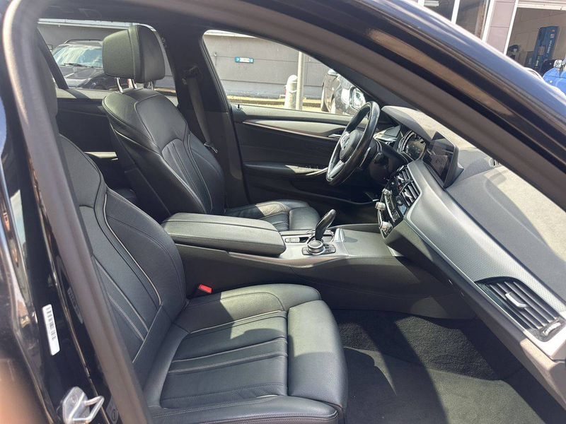 BMW 530 530i xDrive Touring Aut. Sport Line — photo 7
