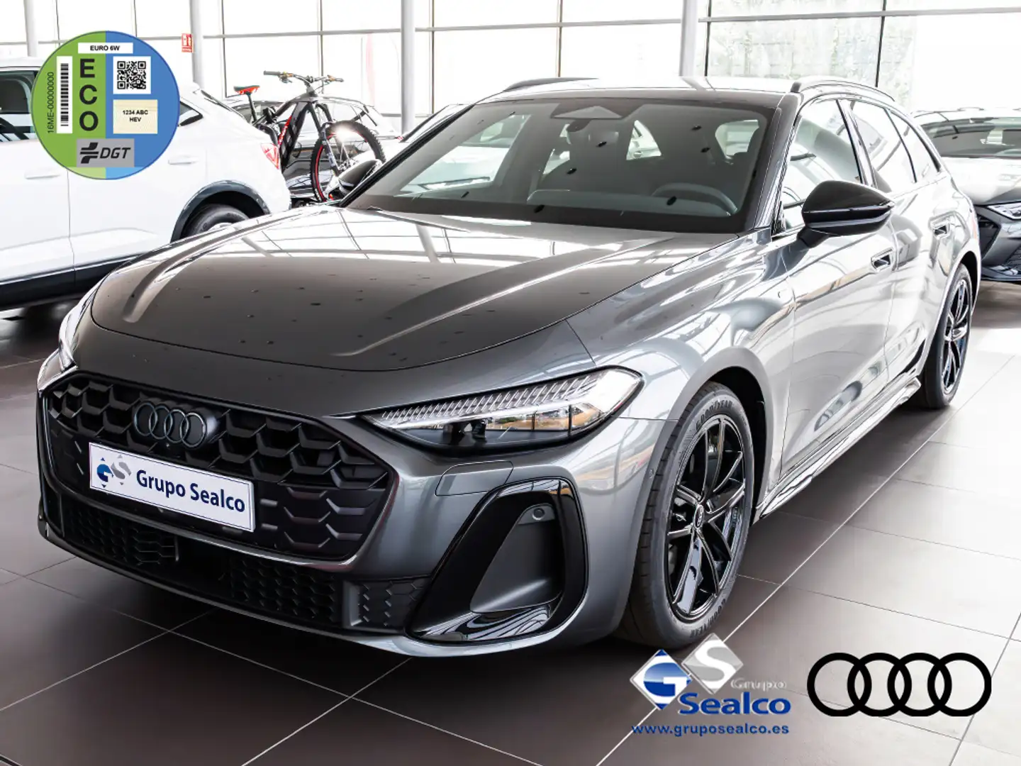 Audi A5 Avant 2.0TDI Black line quattro 204 S tronic Grigio - 1