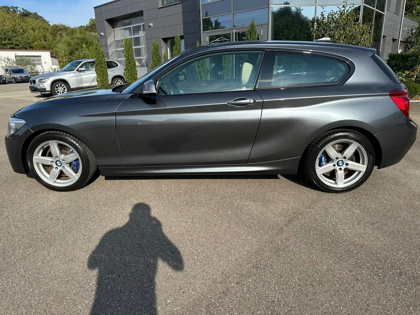 BMW 135 M135 i xDrive Grau - 2