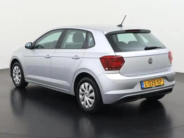 Volkswagen Polo view 6