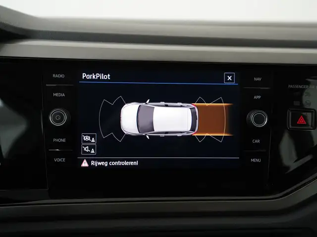 Volkswagen Polo view 19