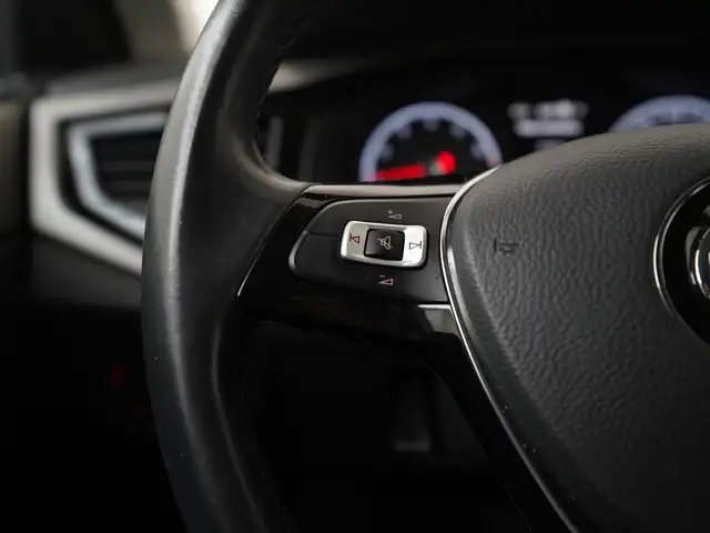 Volkswagen Polo view 7