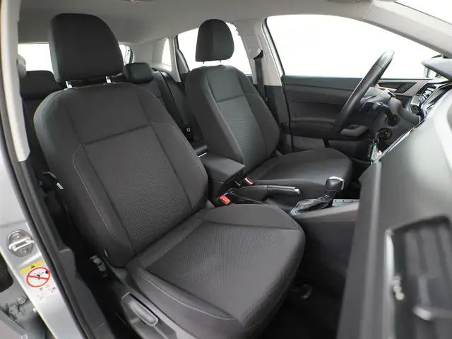 Volkswagen Polo view 25