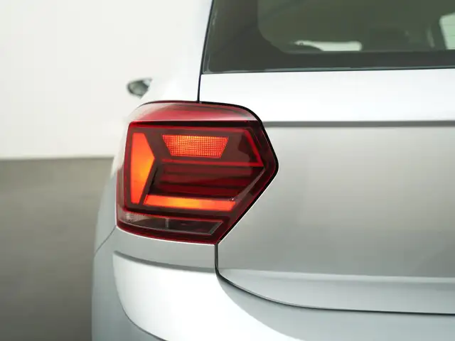 Volkswagen Polo view 21