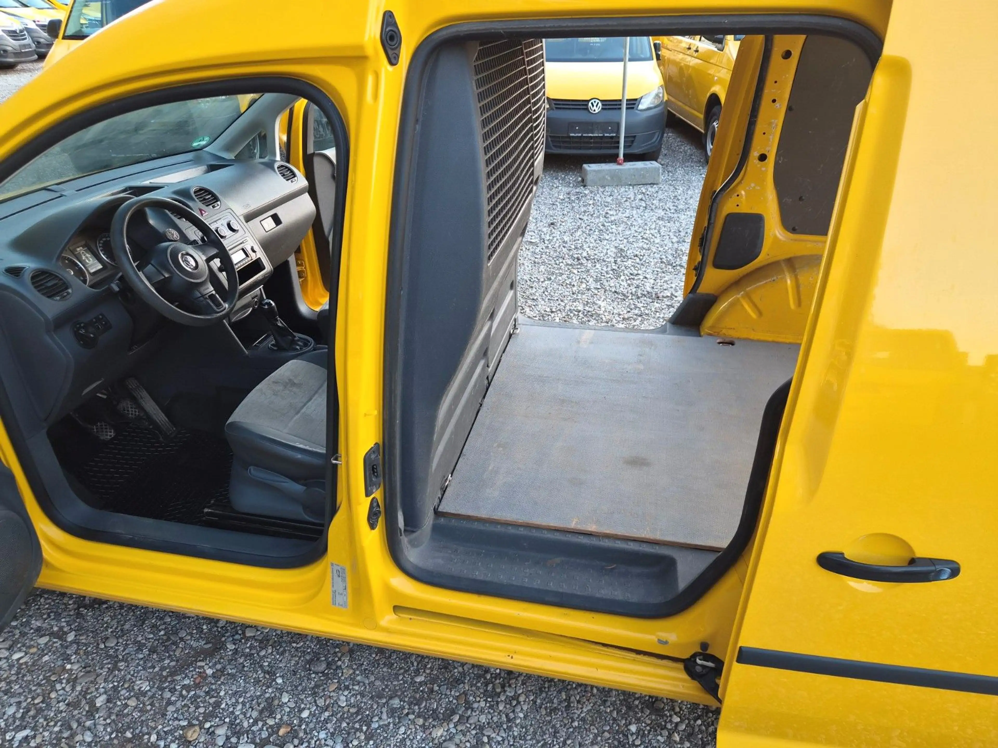 Volkswagen Caddy Klima Flügeltüre 2xSchiebetüre 1.Hd Blueth — photo 10