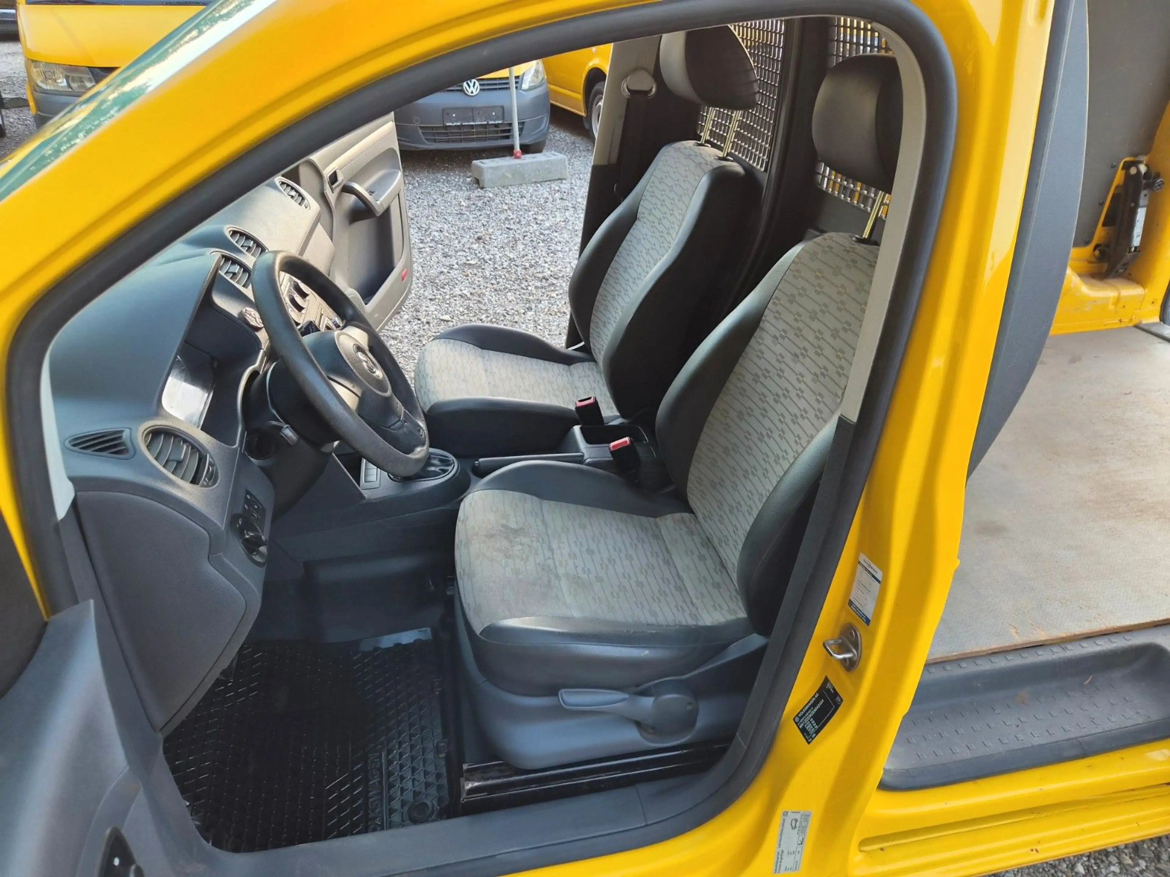 Volkswagen Caddy Klima Flügeltüre 2xSchiebetüre 1.Hd Blueth — photo 6
