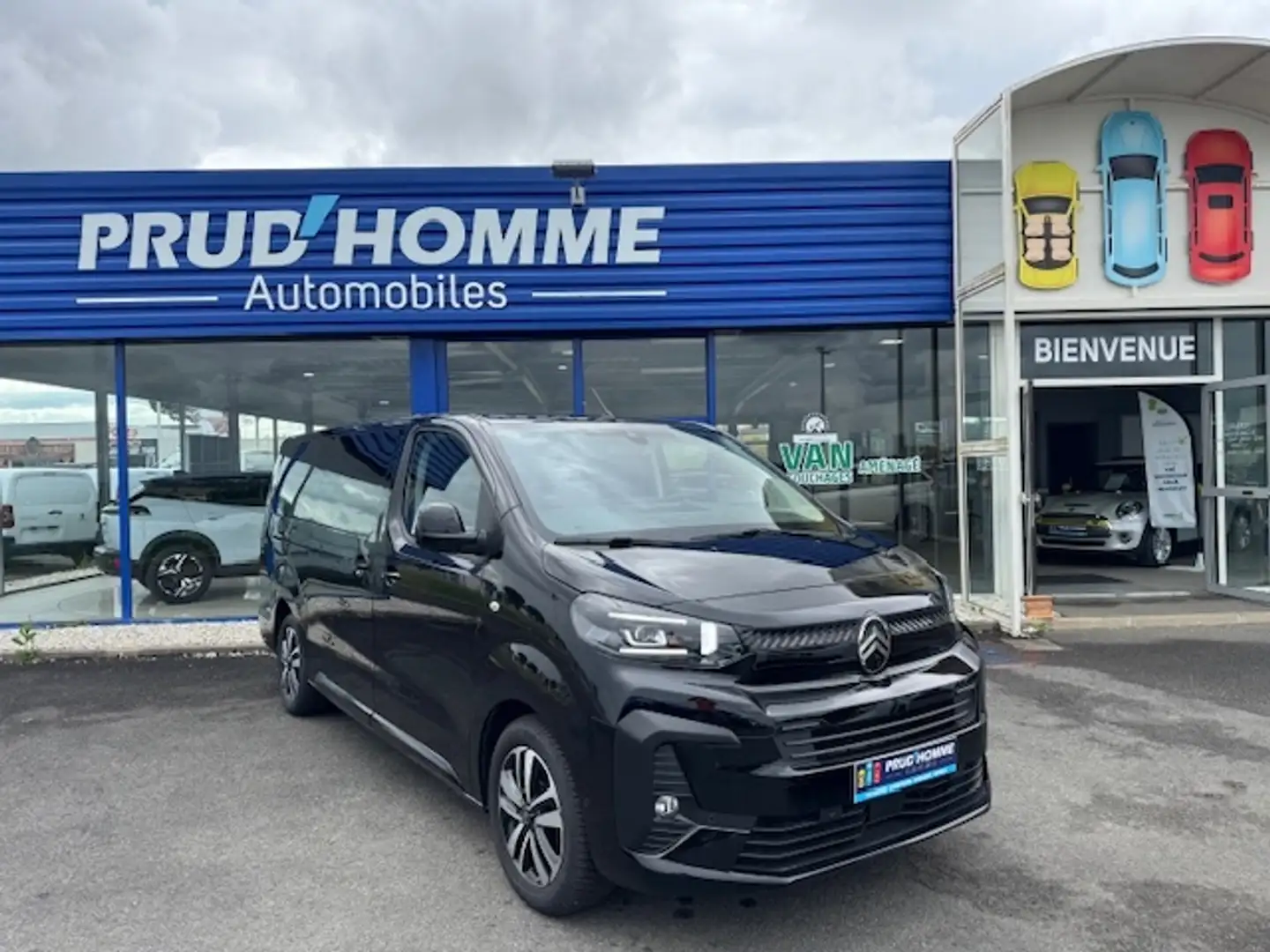 Citroen Spacetourer XL 2.0 BLUEHDI 180CH S\u0026S EAT8 PLUS Noir - 1