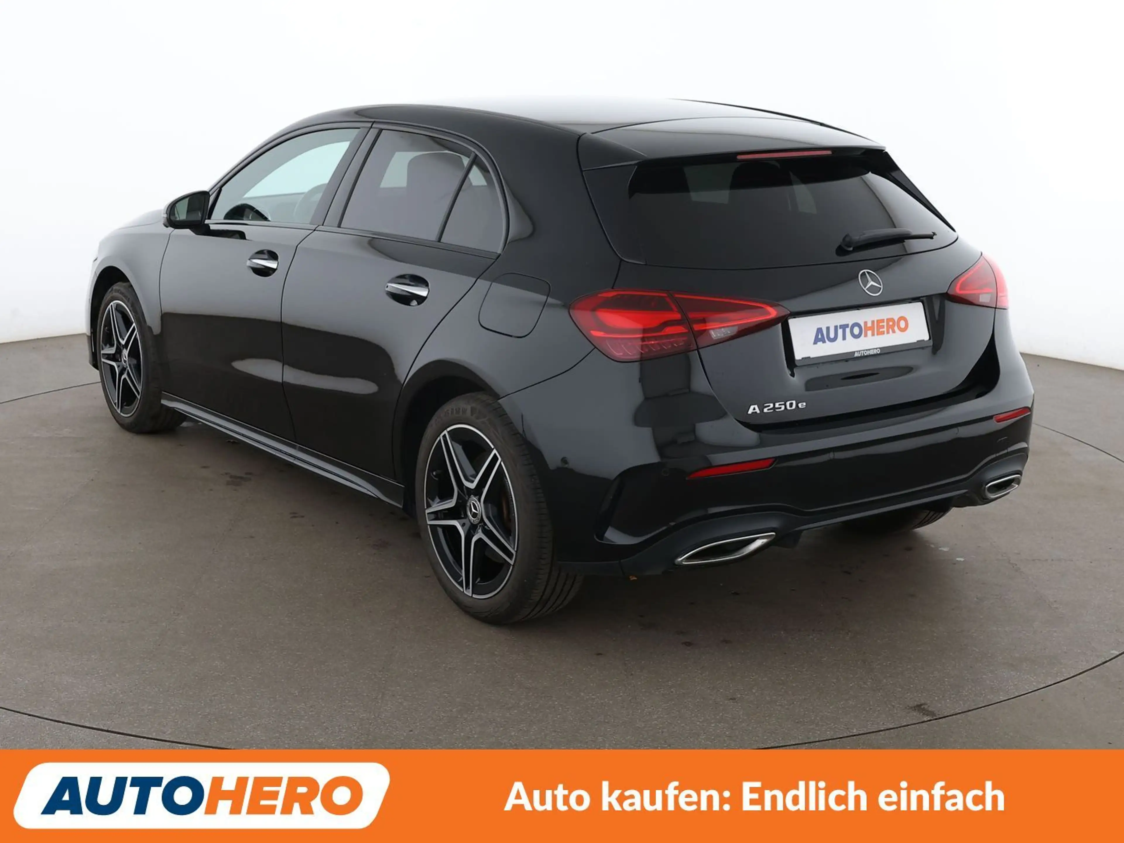 Mercedes-Benz A 250 A 250e AMG Line Aut.*NAVI*LED*ACC*PDC*360° — photo 4