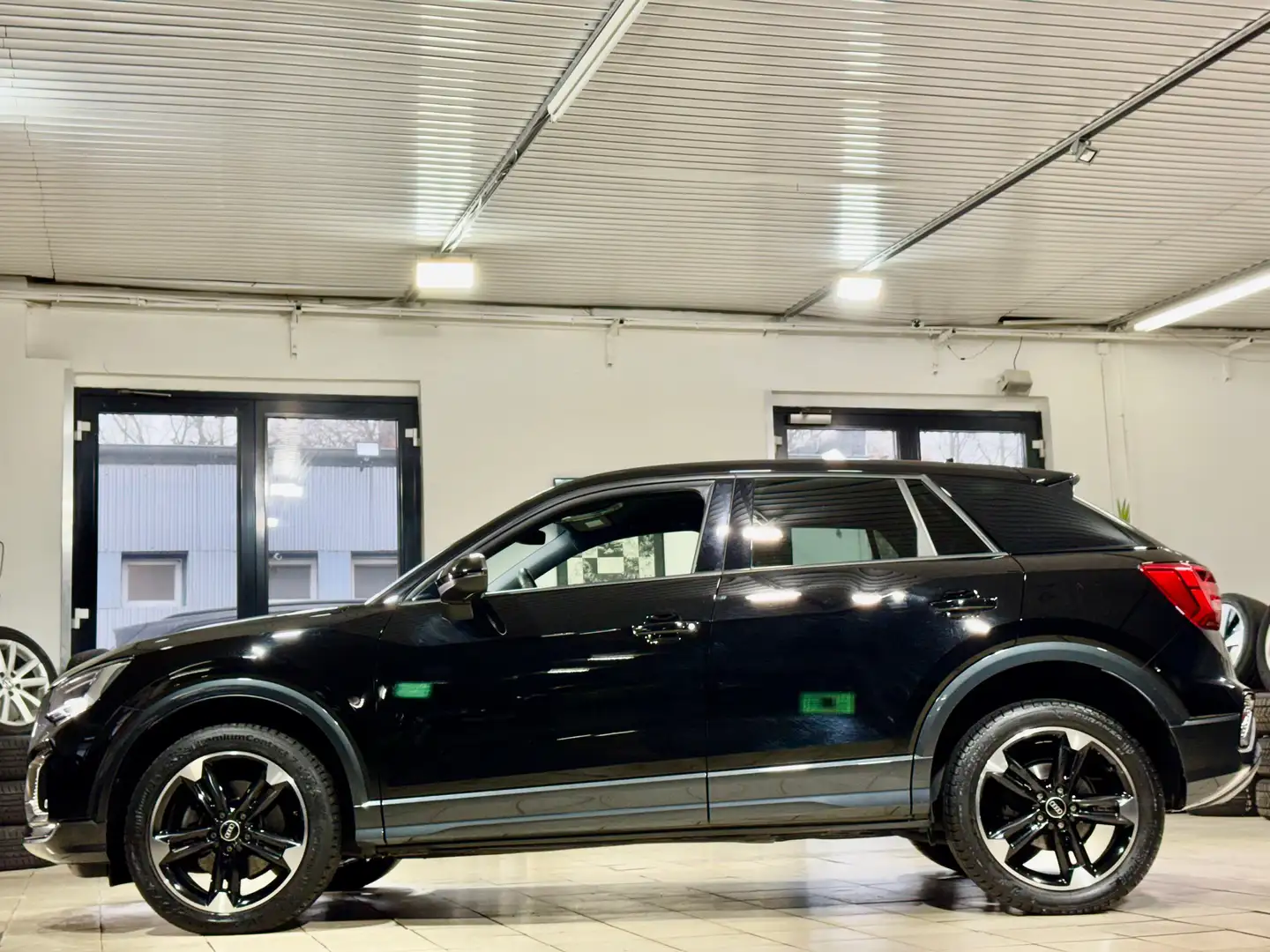 Audi Q2 Q2*40 TFSI*quattro*advanced*St.Hzg.*SonosPremium Nero - 2