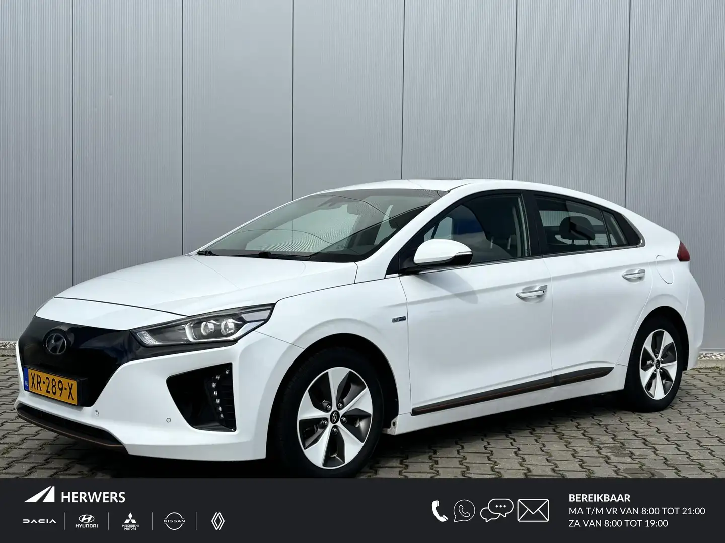 Hyundai IONIQ Premium EV / Airco / Apple Carplay en Android Auto Wit - 1
