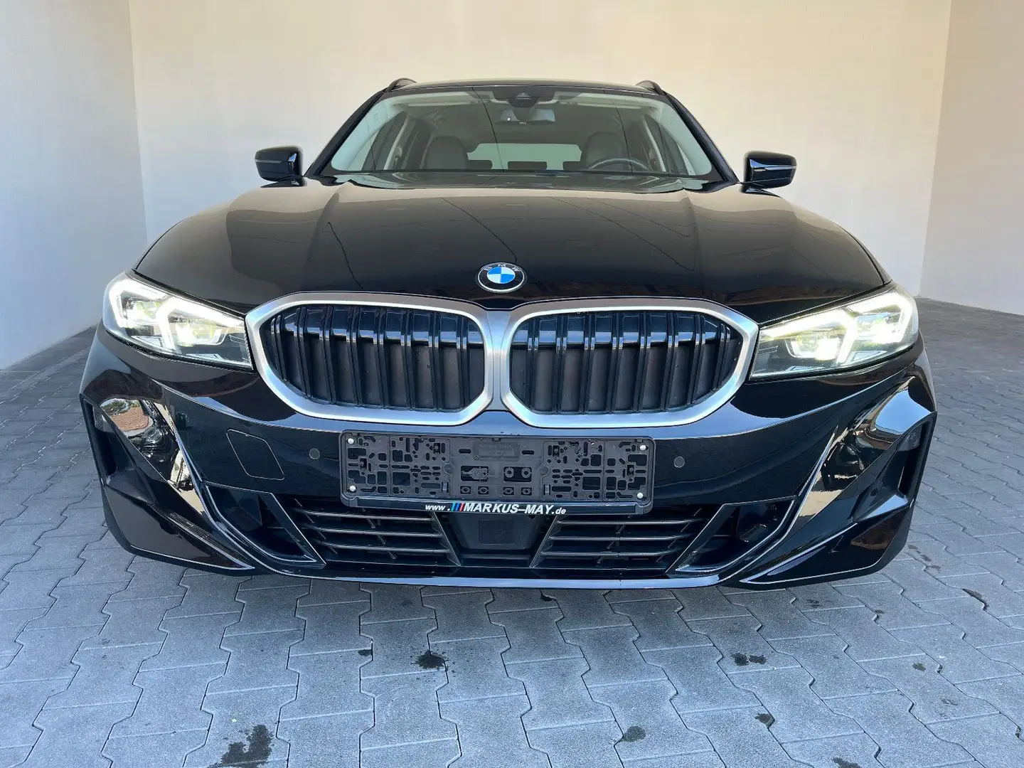 BMW 318 dA Tour LCI CockpProf AGR Sportsitz HUD Schwarz - 2