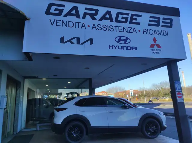 Mazda CX-30 view 4