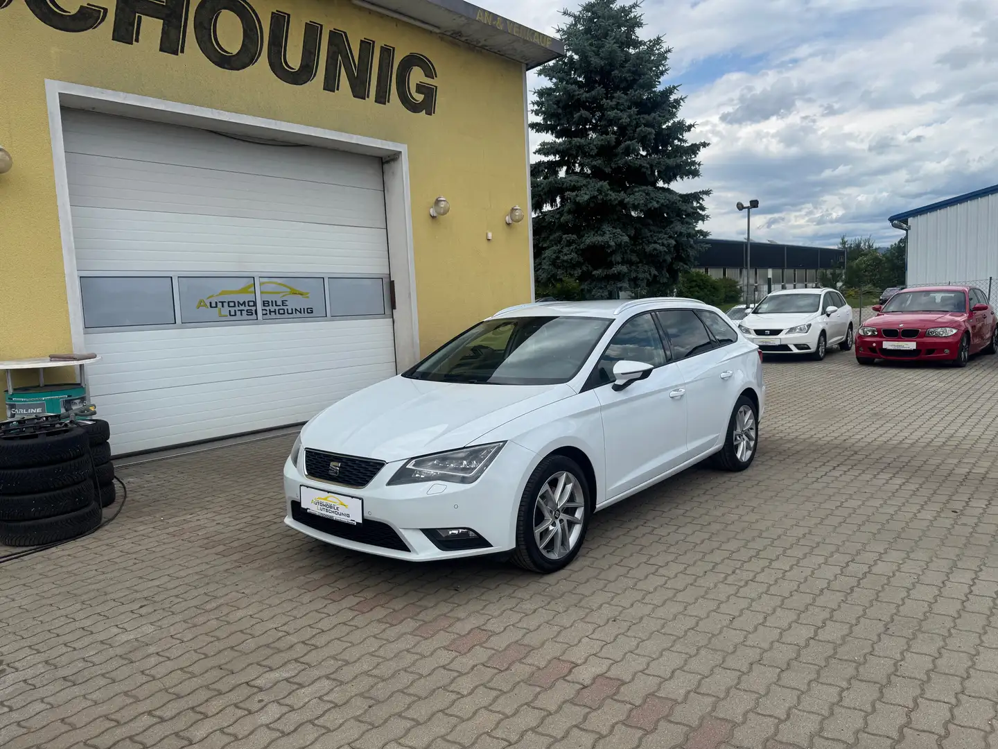 SEAT Leon 1.2 TSI ST Weiß - 2